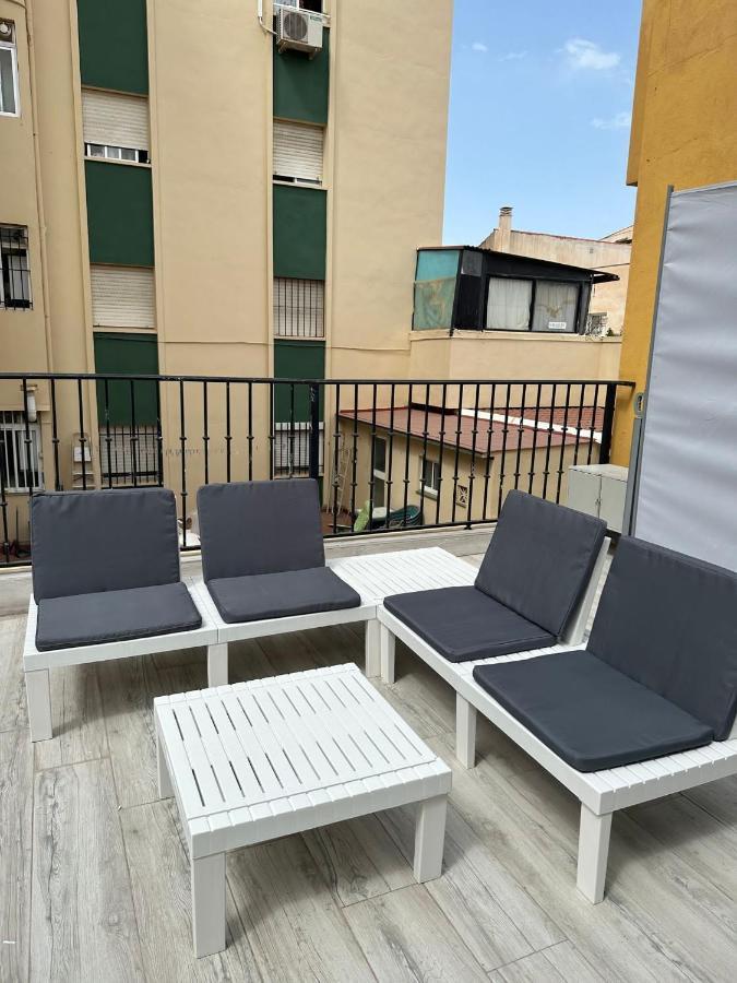 Malaga Inn Apartaments エクステリア 写真